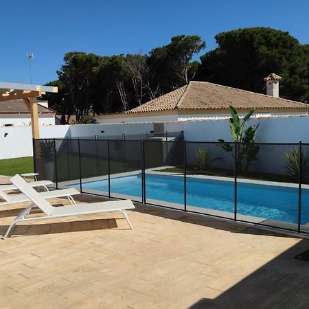 Palapa Garden Alojamientos, Piscina Privada Y Cerca Del Mar Chiclana de la Frontera Eksteriør billede