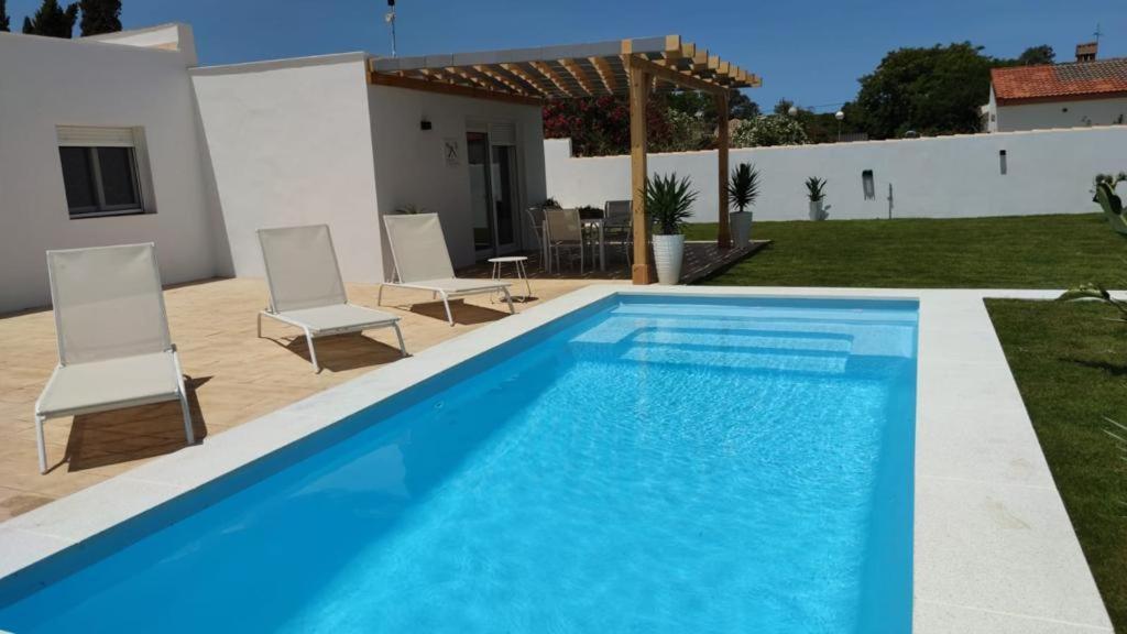 Palapa Garden Alojamientos, Piscina Privada Y Cerca Del Mar Chiclana de la Frontera Eksteriør billede
