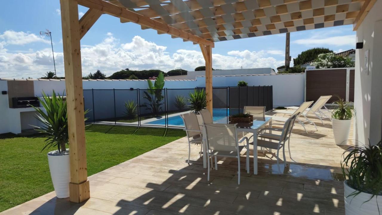 Palapa Garden Alojamientos, Piscina Privada Y Cerca Del Mar Chiclana de la Frontera Eksteriør billede