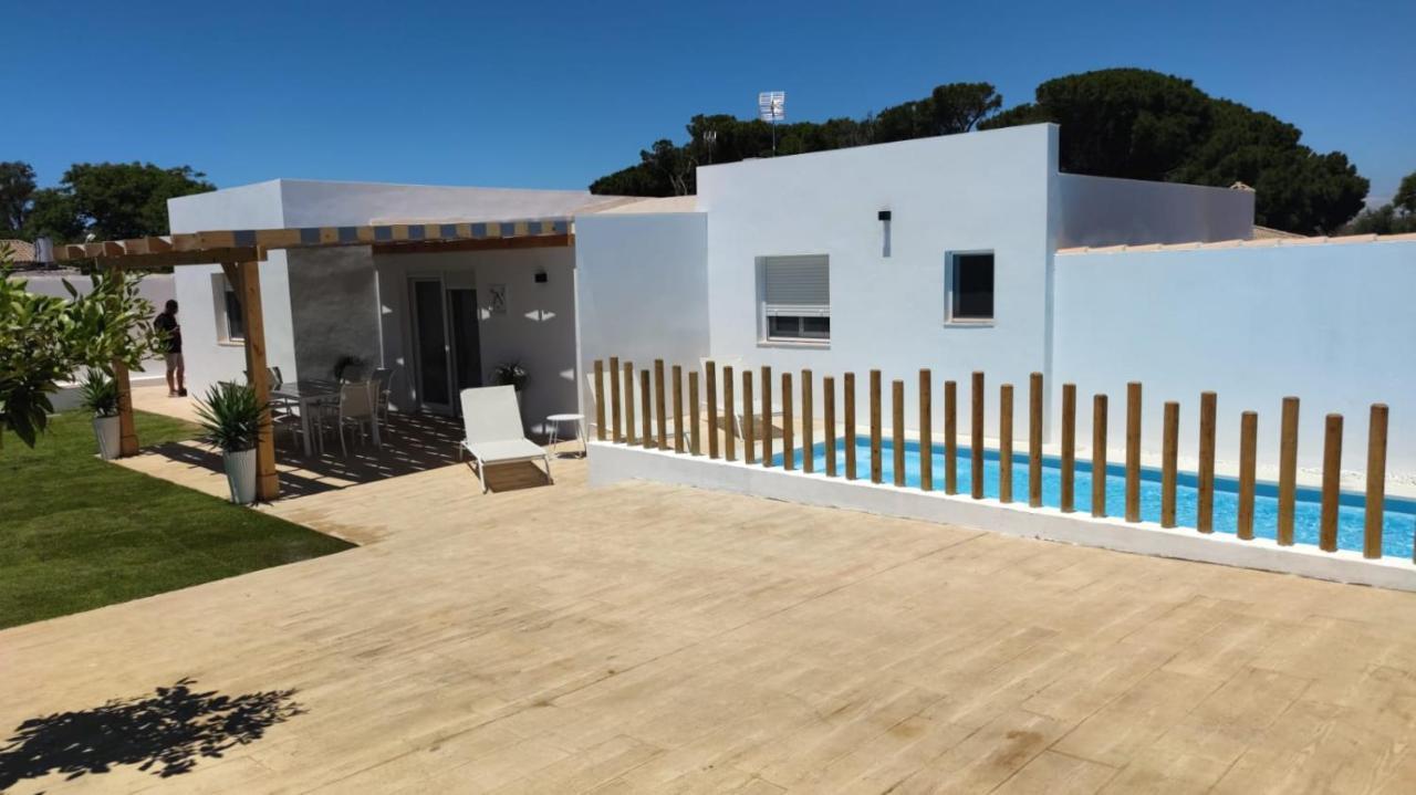 Palapa Garden Alojamientos, Piscina Privada Y Cerca Del Mar Chiclana de la Frontera Eksteriør billede