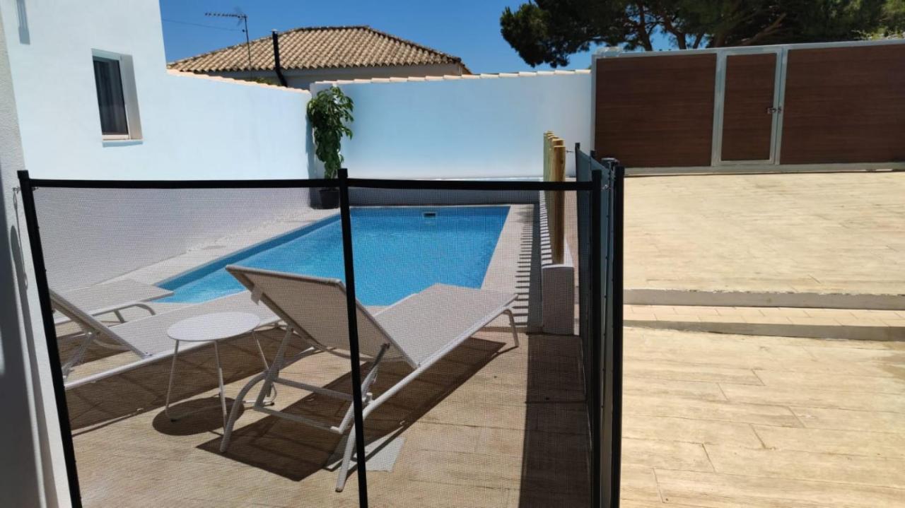 Palapa Garden Alojamientos, Piscina Privada Y Cerca Del Mar Chiclana de la Frontera Eksteriør billede