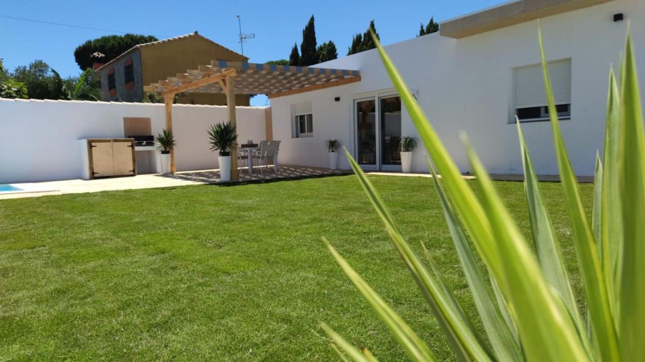 Palapa Garden Alojamientos, Piscina Privada Y Cerca Del Mar Chiclana de la Frontera Eksteriør billede