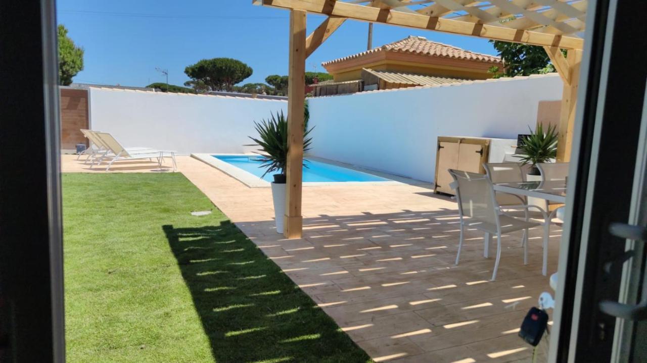 Palapa Garden Alojamientos, Piscina Privada Y Cerca Del Mar Chiclana de la Frontera Eksteriør billede